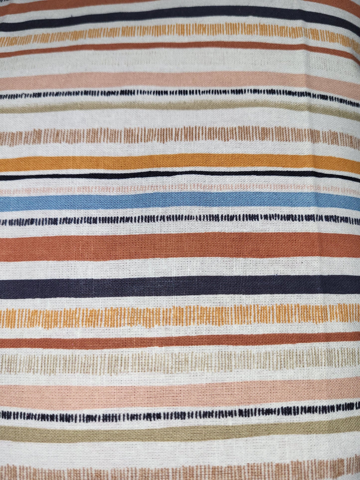 Geometric Print Cotton Cushion: Rustic Autumn Decor (40x40cm)