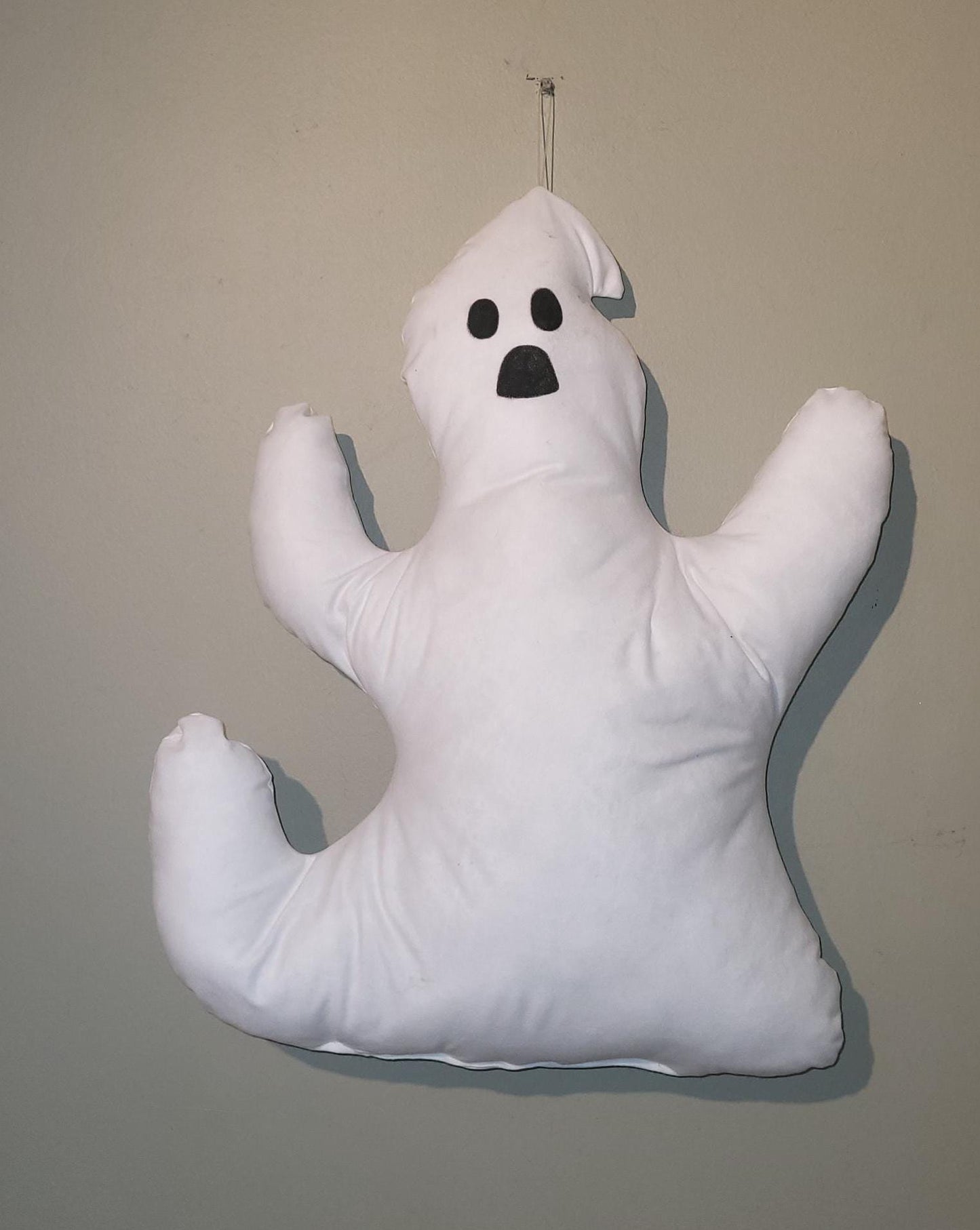 Hanging Ghost Pillow: Handmade Halloween Home Decor