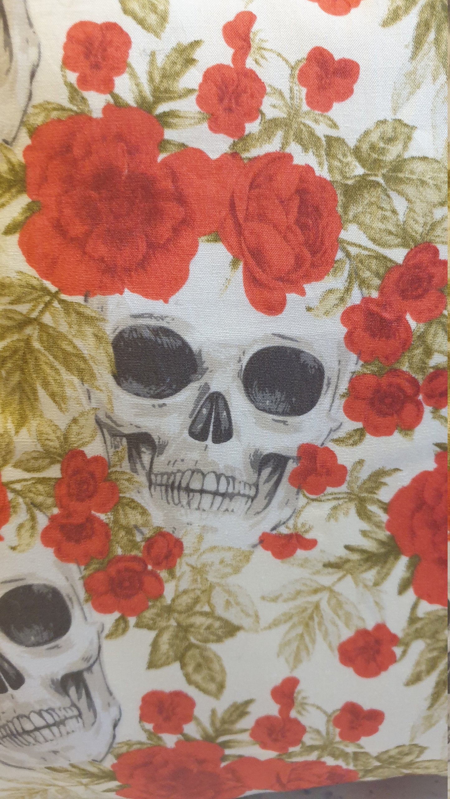 Skull and Roses Cushions: Alternative Halloween Home Decor