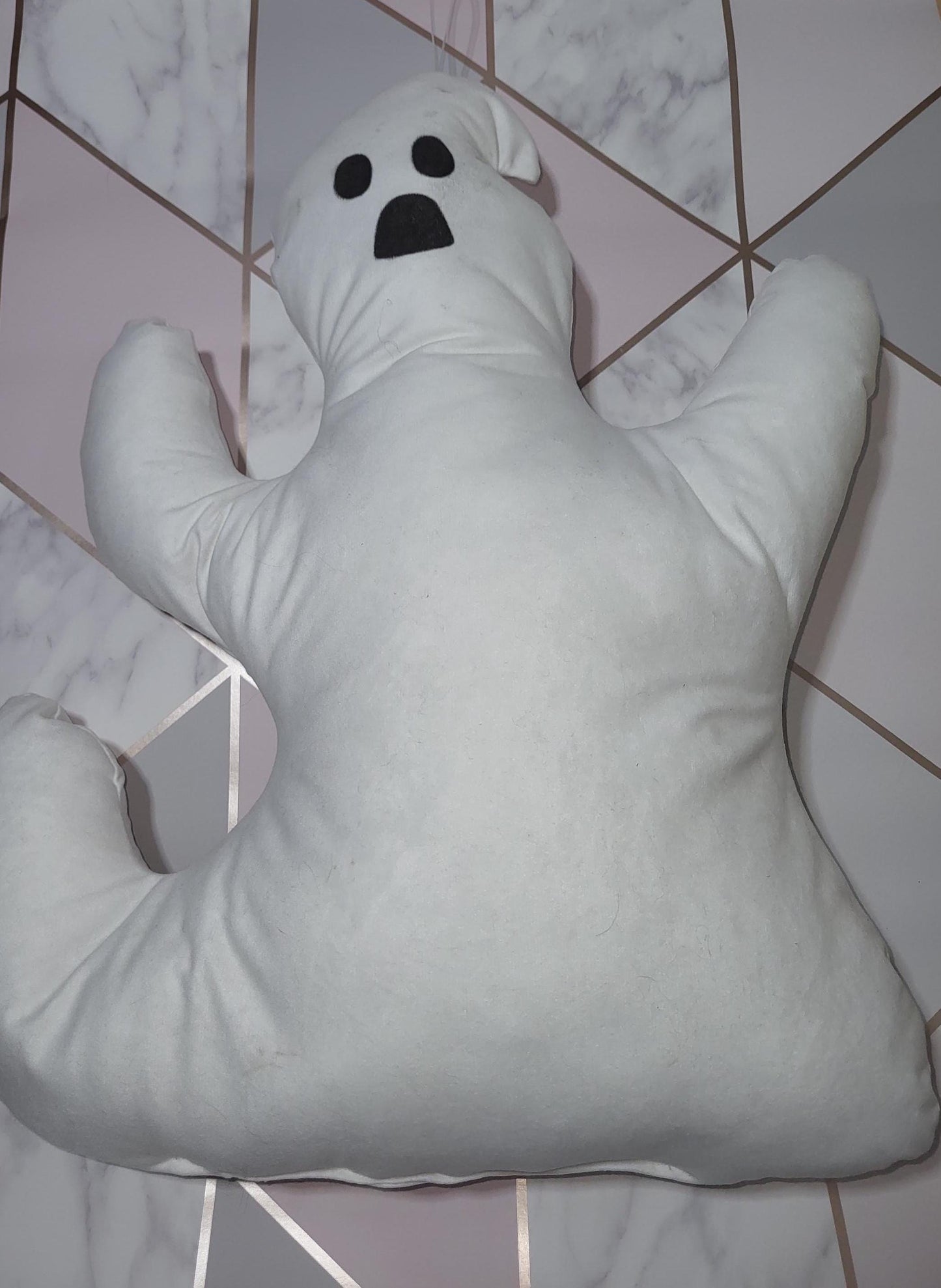 Hanging Ghost Pillow: Handmade Halloween Home Decor