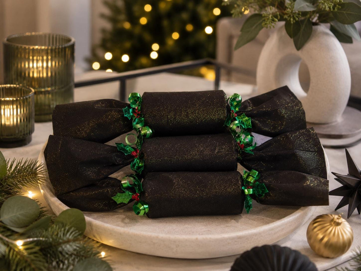 Eco-Friendly Christmas Crackers: Hand-Sewn Yule Decorations - KJ Designs