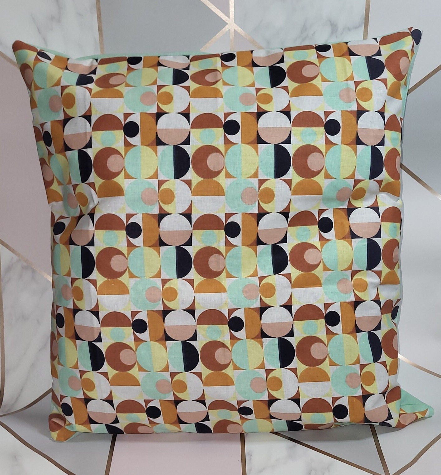 Geometric Print Cotton Cushion: Rustic Autumn Decor (40x40cm)