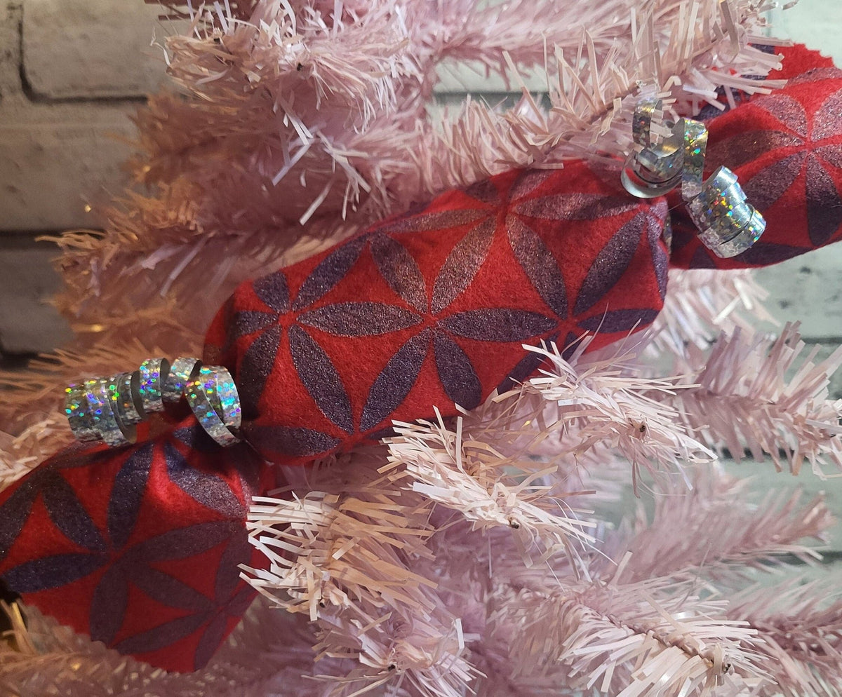 Handmade Sustainable Christmas Crackers: Handprinted Eco Decor (Set of 5) - KJ Designs