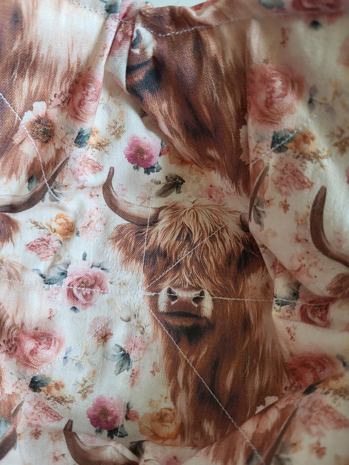 Highland Cow Bowl Cozy: Floral Farmhouse Decor - KJ Designs
